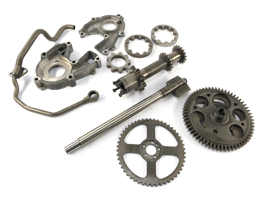 BMW R 1200 GS R12 K25 [2003] - oil pump with gears and waves
