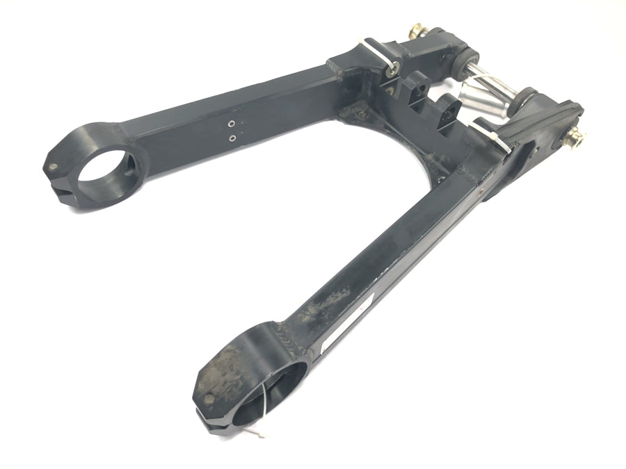 Triumph Daytona 900 T300D [1996] - Swingarm rear swing arm