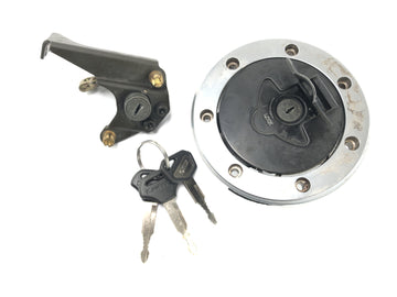 Kawasaki ZR7 ZR750F [1999] - fuel lid fuel cap. - 0
