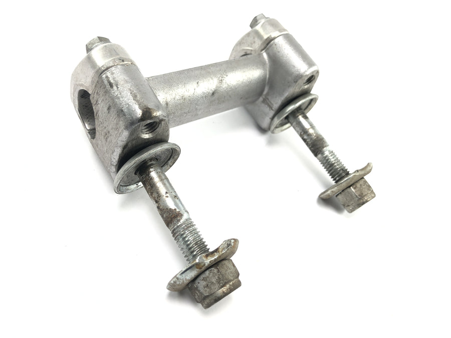 KTM 640 LC4 EGS [1999] - Handlebar mount riser