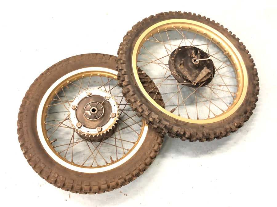 Yamaha XT 500 1U6 [1981] - Wheel set front wheel rear wheel gold