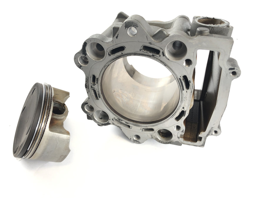 Yamaha XT 660 DM01 [2004] - cylinder with pistons