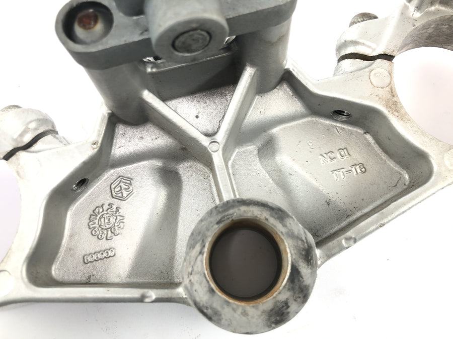 Aprilia RS 125 TW [2017] - top fork bridge with handlebar stub ignition lock and seat lock