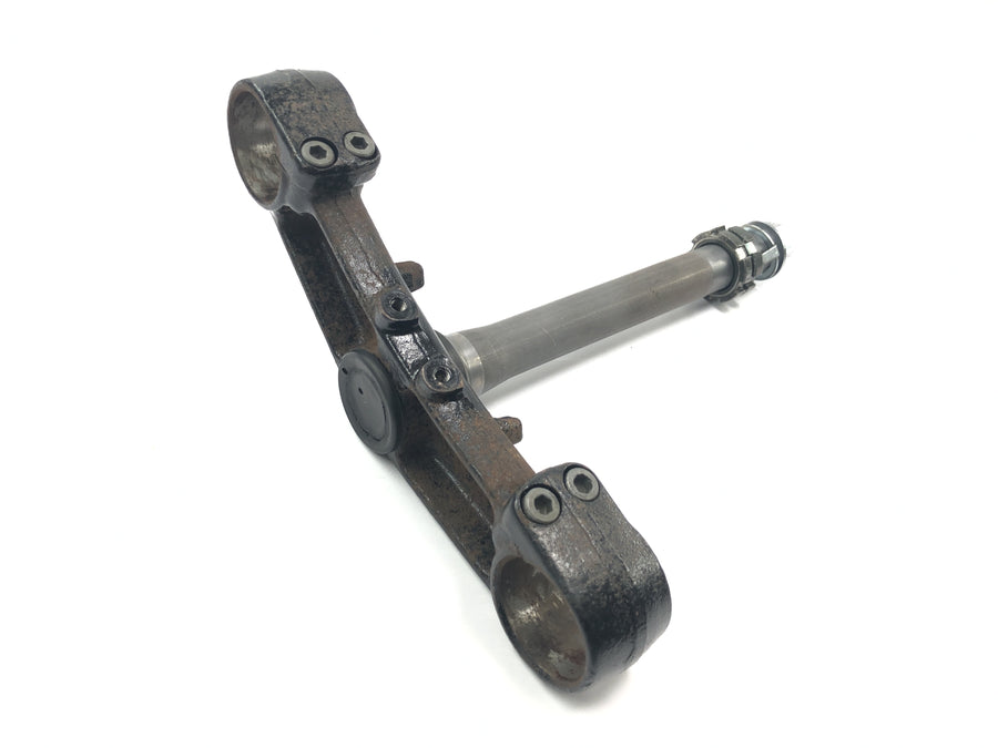 Yamaha XJR 1300 RP02 [1999] - Fork bridge below control head