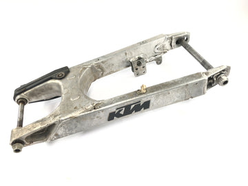 KTM 640 LC4 EGS [1999] - Swingarm rear wheel swing arm aluminum swing arm