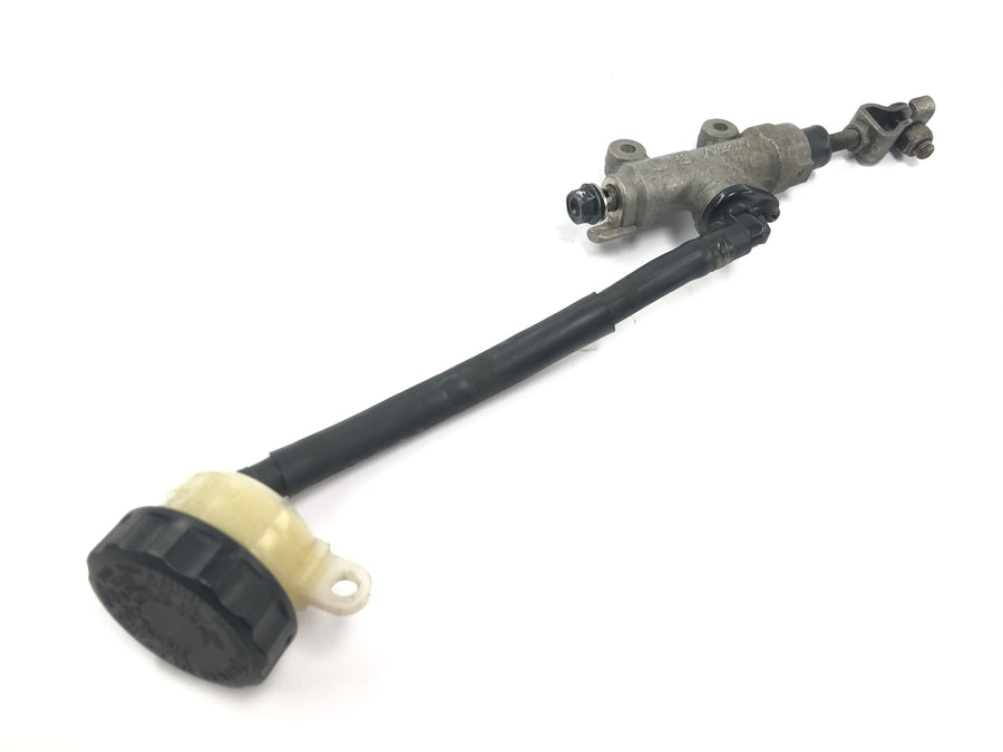 Honda CBR 900 RR Fireblade SC33 [2000] - rear brake pump rear brake cylinder
