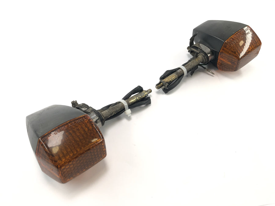 Kawasaki GPZ 1100 ZXT10E [1997] - turnkey turn signal light flashing light lamp at the front left