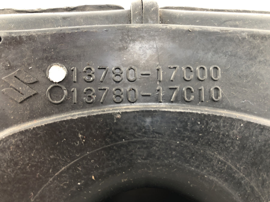 Suzuki GSX R 1100 GV73B [1990] - Airbox air filter box