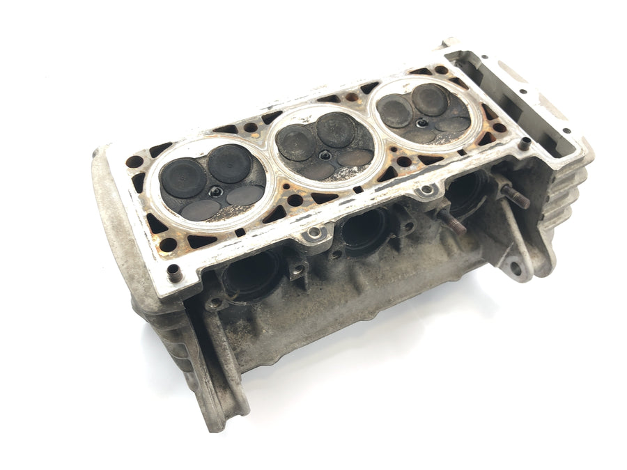 Triumph Adventurer 900 T309RT [1998] - Cylinder head valve head cylinder head housing