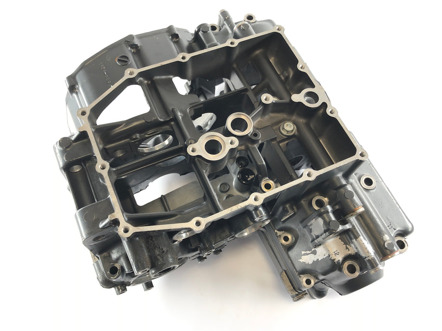 Suzuki GSX-R 1100 W GU75 C [1993] - Engine housing