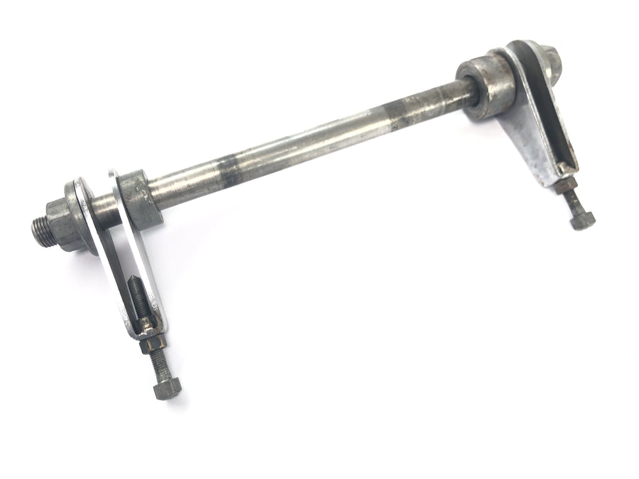 Laverda 1000 [1978] - Rear axle with chain tensioner