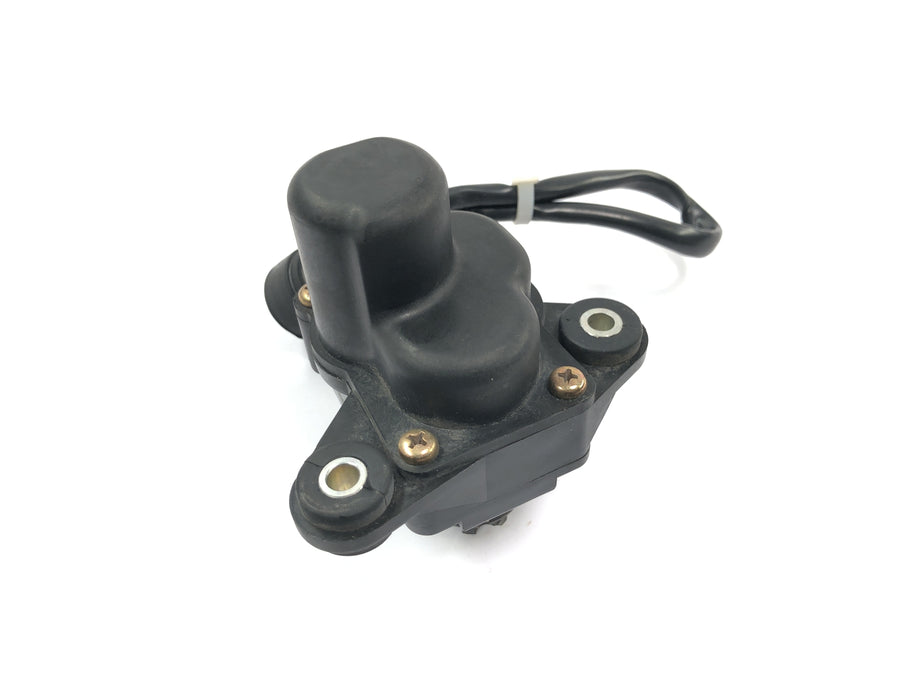 Yamaha V Max 1200 2LT [1998] - Actuator intake system