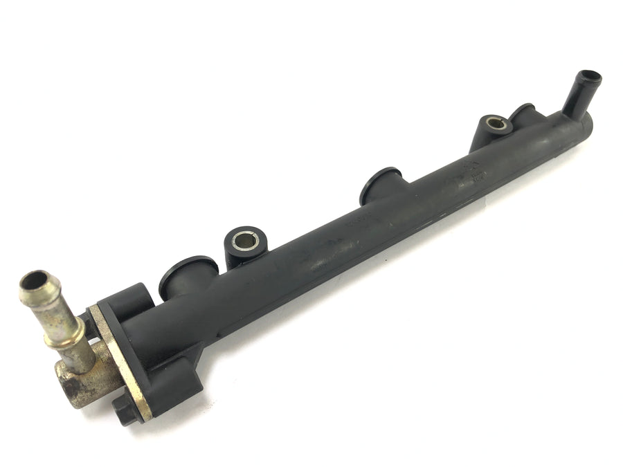 Triumph Daytona 955i T595 [1999] - Injector nozzle injection rail