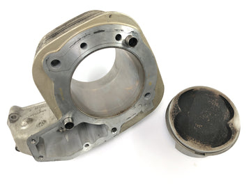 BMW R 1100 RT 259 [1999] - cylinder with piston on the left - 0