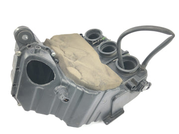 TRIUMPH DAYTONA 955I T595 [1998] - Air filter box airbox