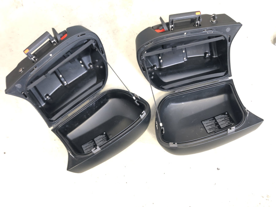 BMW R 1200 R [2007] - Case set with lock set speedometer CDI fork bridge above ABE for handlebar riser