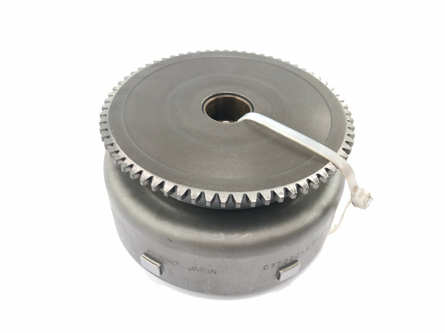 BMW C1 125 [2002] - Alternator generator rotor pole wheel with starter freewheel