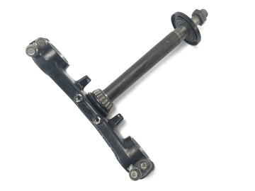 Kawasaki ZX -10 ZXT00B [1990] - fork bridge below