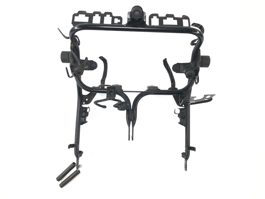 Honda CBX 750 RC17 [1984] - cladding holder front bracket mounting base