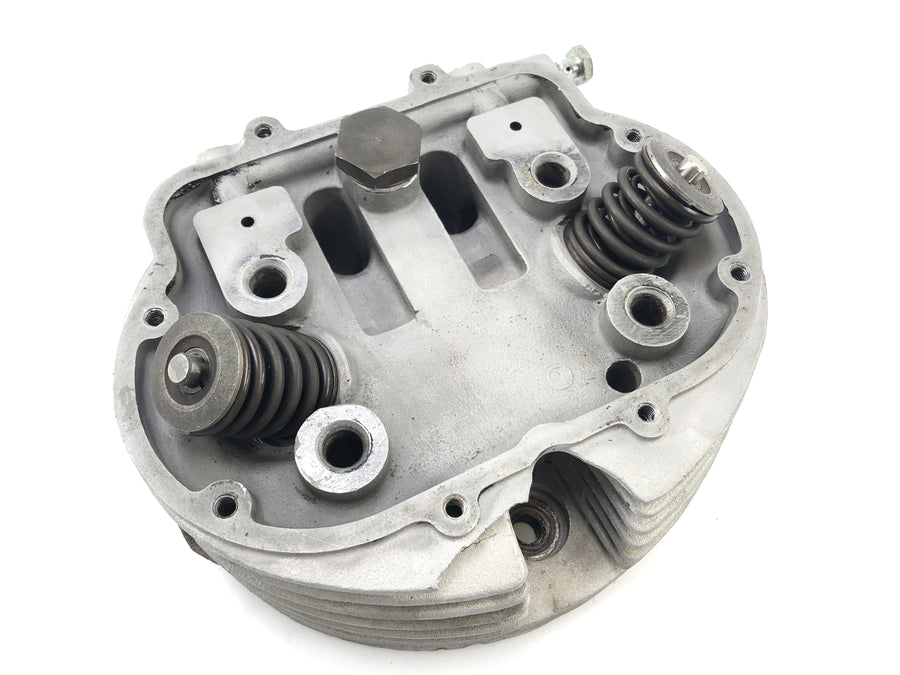Moto Guzzi V7 Special [1971] - Cylinder head right