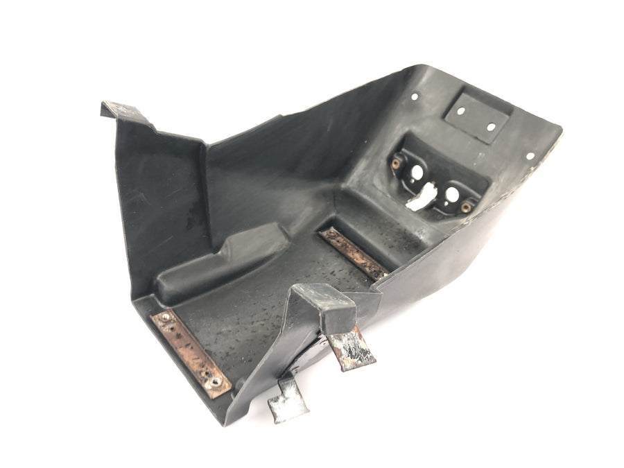 Kawasaki GPZ 1000 RX [1987] - Rear inner shell inner fender rear wheel cover