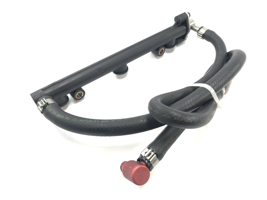Triumph Daytona 955i T595N [2003] - Injection strips Fuel distributor