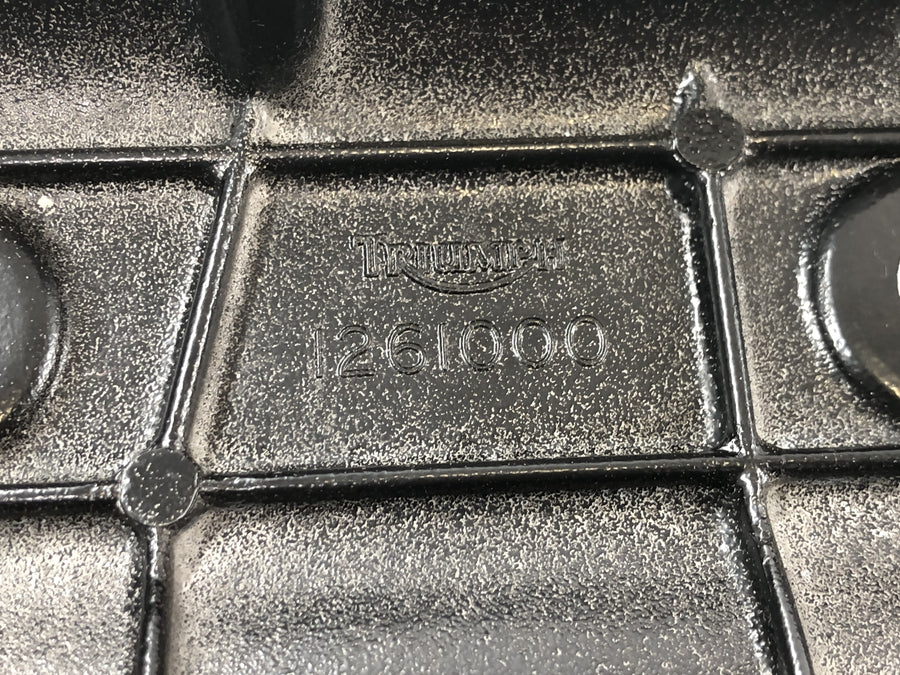 TRIUMPH DAYTONA 955I T595 [1998] - Valve cover cylinder head cover engine cover