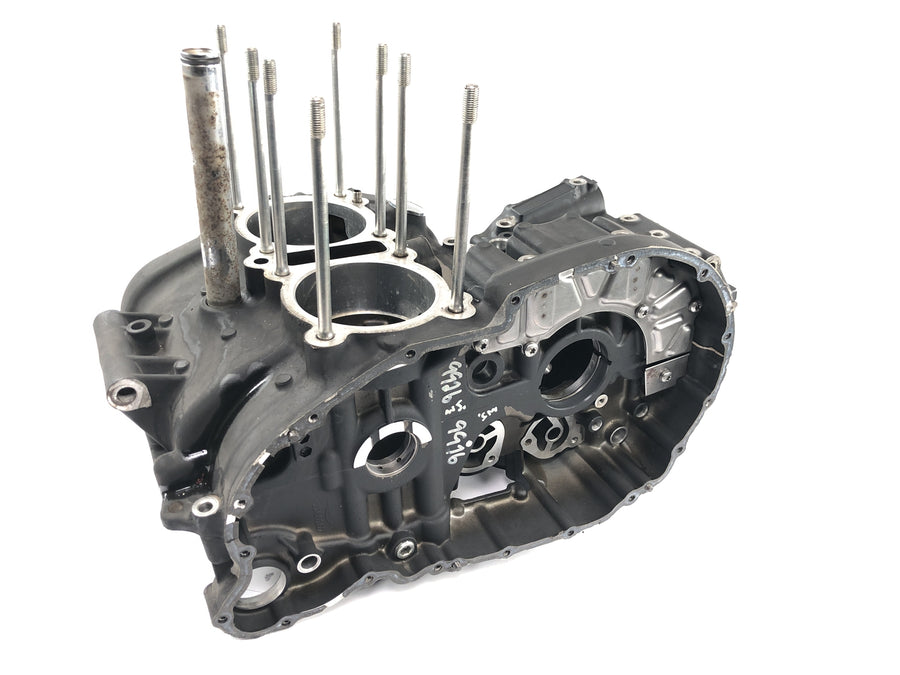 Triumph Bonneville T100 986MF [2012] - Engine housing crankcase engine block empty housing
