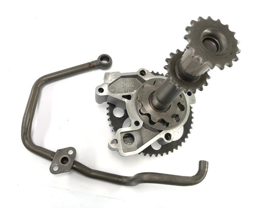 BMW R 1100 RT 259 [1997] - oil pump with oil pump shaft