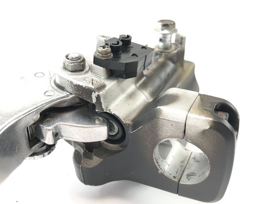Suzuki VZ 1500 WVCU [2011] - Front brake pump Hand brake pump handlebar fitting right
