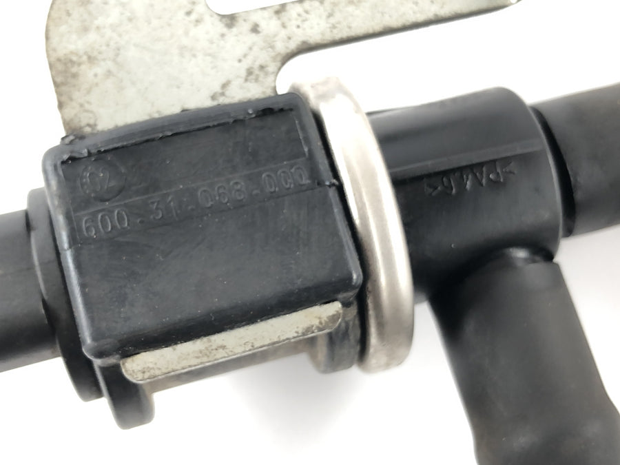 KTM LC4 640 EGS [2004] - magnetic valve secondary air