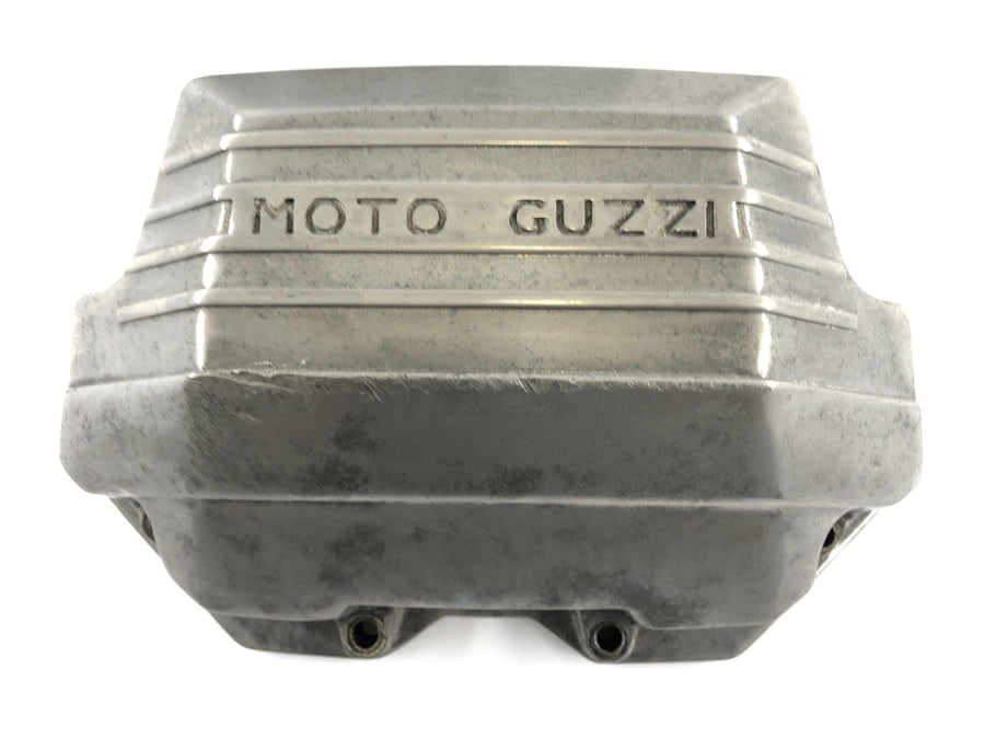Moto Guzzi 850 Le Mans 3 VF [1986] - valve lid on the right and left