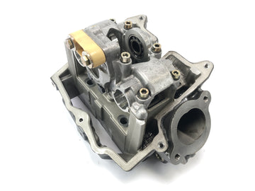 Aprilia RST 1000 Futura [2002] - cylinder head at the back