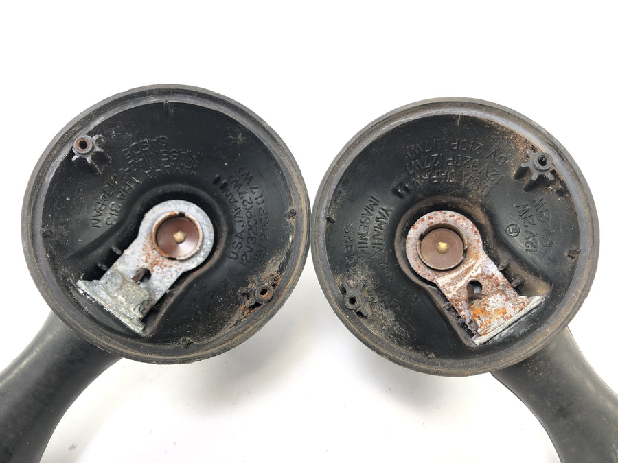 Yamaha XT 500 1U6 [1981] - Indicator housing with indicator lenses set