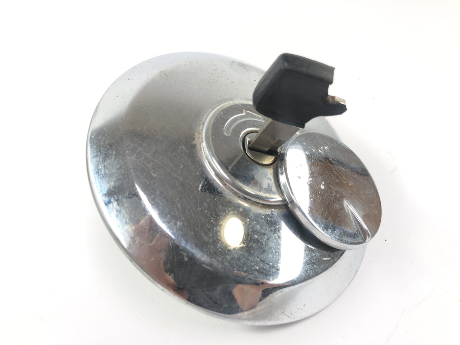 Honda GL 500 SILVERSCHING PC02 [1982] - fuel lid of petrol lid tank closure can be locked