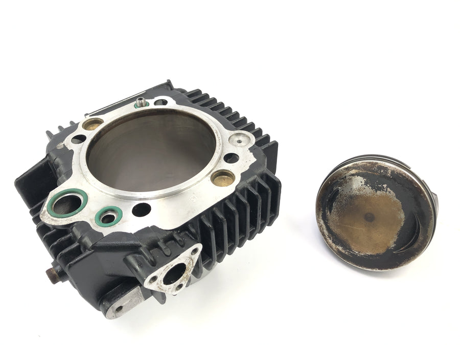 Ducati ST2 944 [1999] - Cylinder with piston horizontal