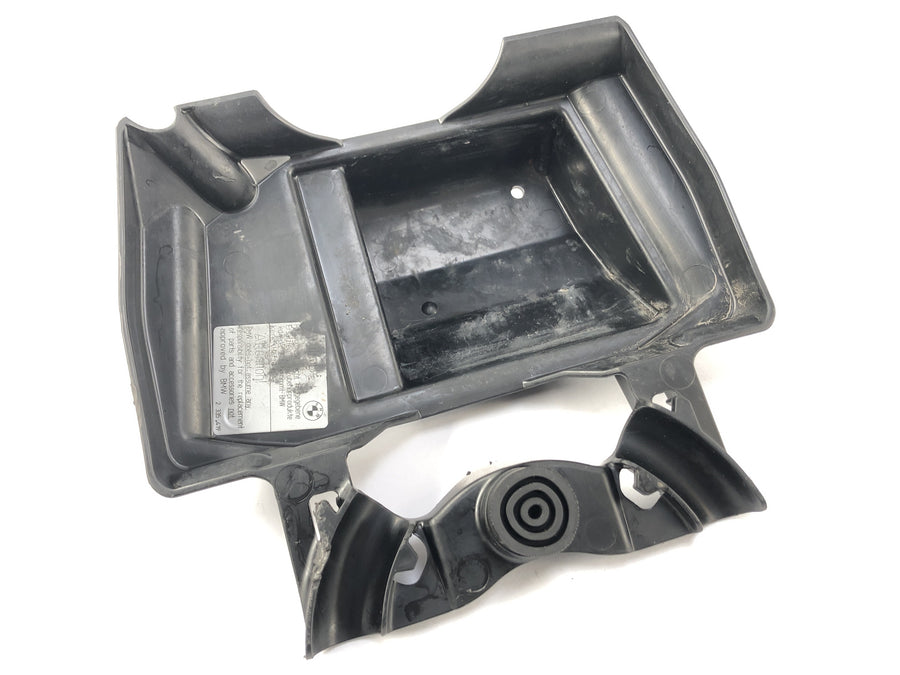 BMW R 1200 GS R12 K25 [2003] - Tool compartment interface