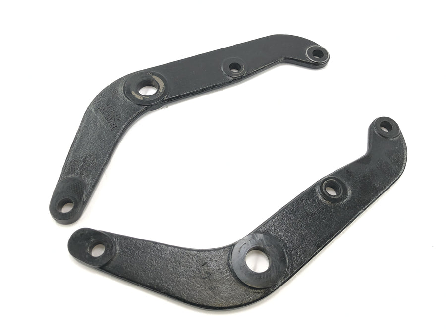 Triumph Adventurer 900 T309RT [1998] - Engine mount set pair