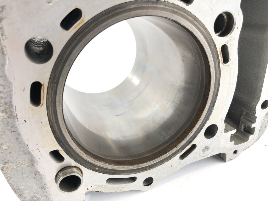 Kawasaki VN 1500 A [1995] - Cylinder with piston at the front