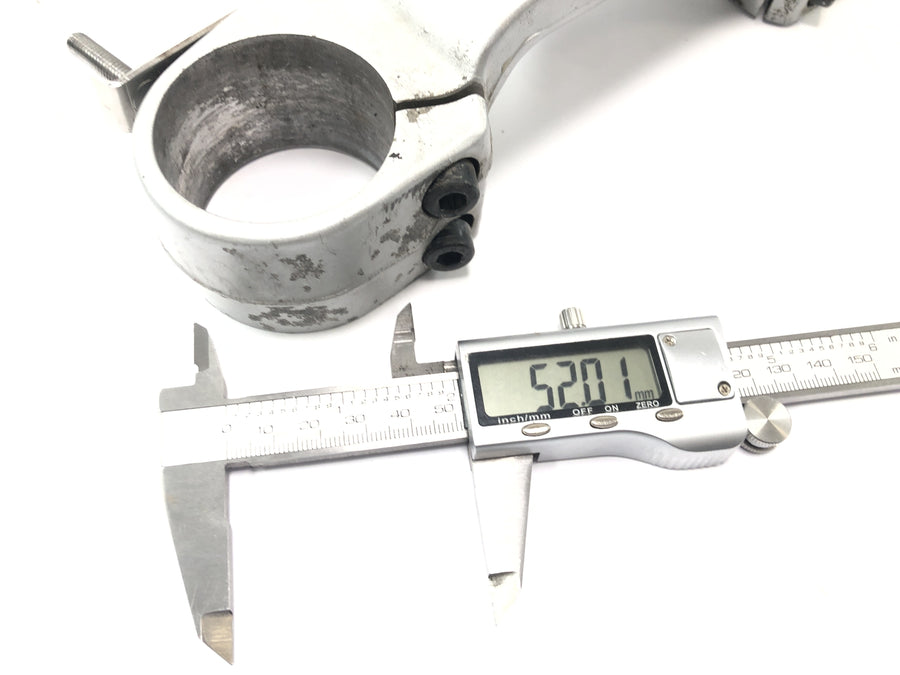 BMW R 1150 GS R21 [2002] - lower fork bridge cuff defective