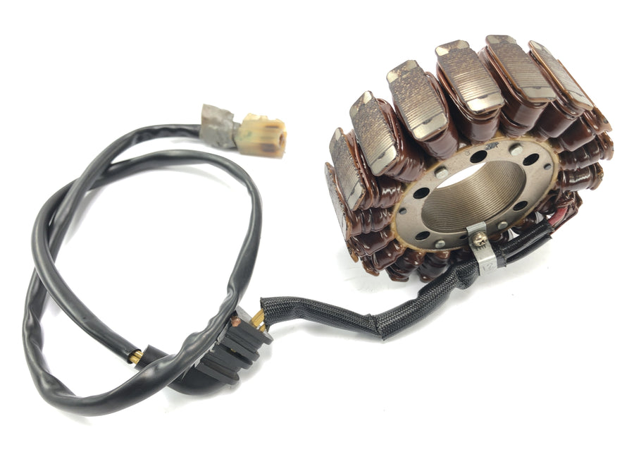 Honda CBR 900 RR SC28 [1994] - Stator generator alternator