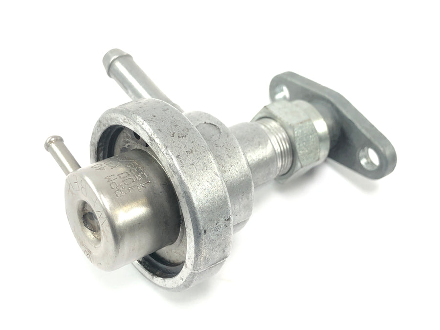 Moto Guzzi V11 Sport [1999] - Fuel pressure regulator Fuel pressure regulator