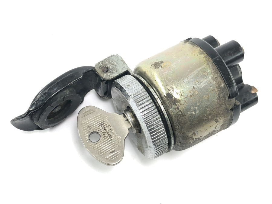 Moto Guzzi V7 Special [1971] - Ignition lock ignition switch with key