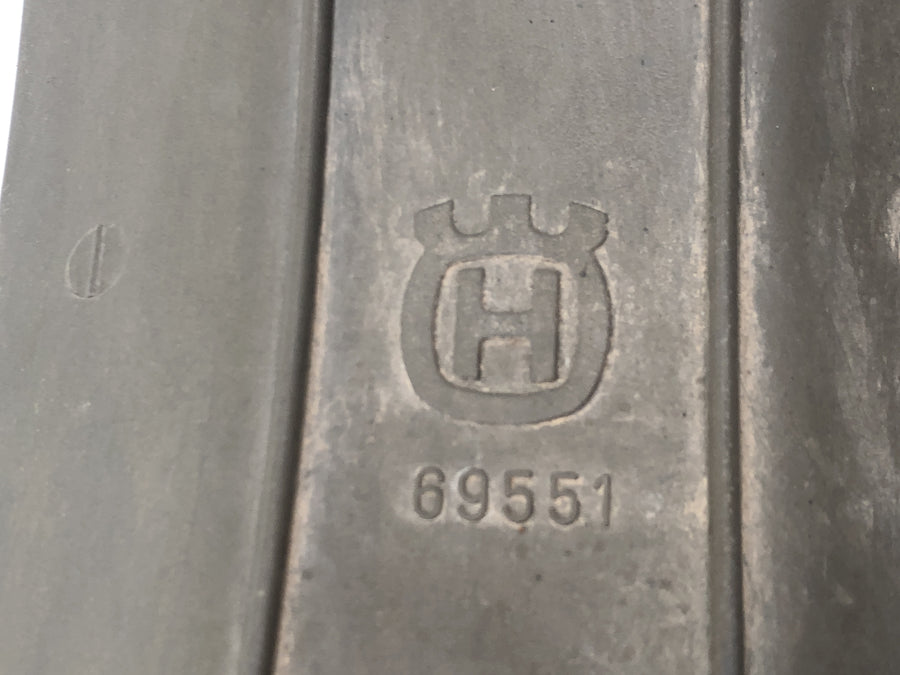 Husqvarna TE 610 E Dual H7 [1999] - rear fender inner splash guard