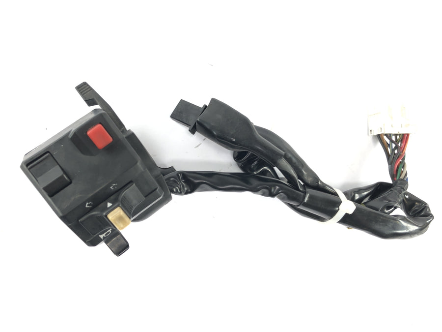 Triumph Daytona 900 T300 [1993] - handlebar switch on the left handlebar fittings
