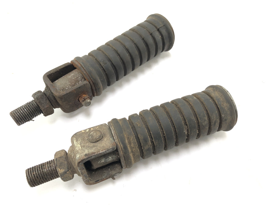 Yamaha XT 500 1U6 [1981] - Footrests Passenger Footrests Pair