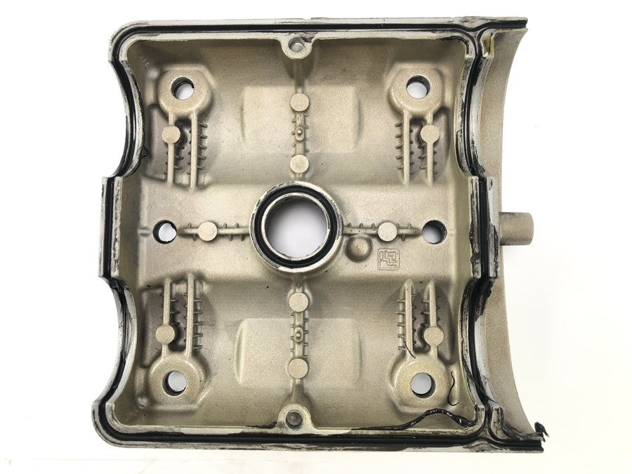 Ducati 999 H4 [2003] - valve lid at the front