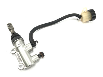 Ducati 999 H4 [2003] - brake pump behind