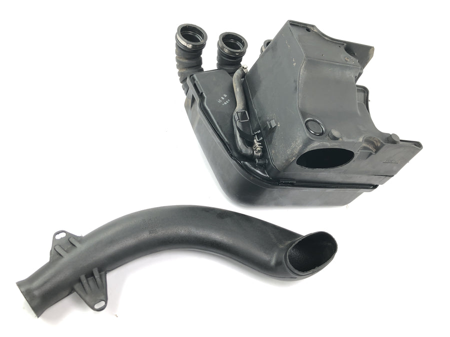BMW K 1100 LT [1993] - Air filter box, intake box, airbox intake funnel