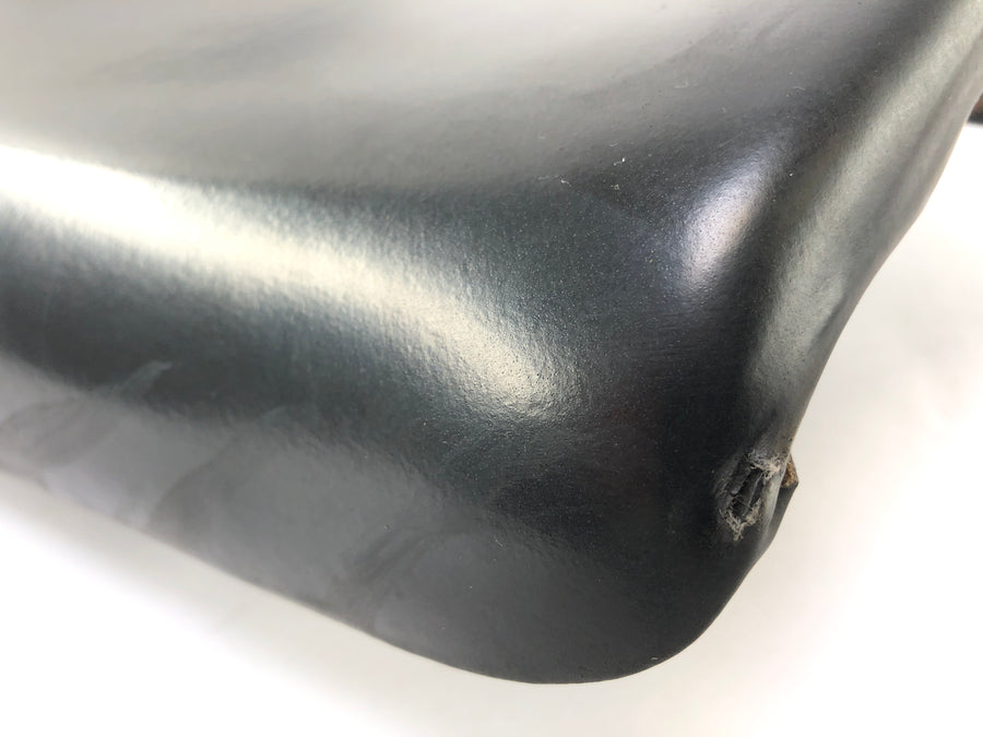 Triumph Daytona 955i T595 [1999] - Driver's seat bench